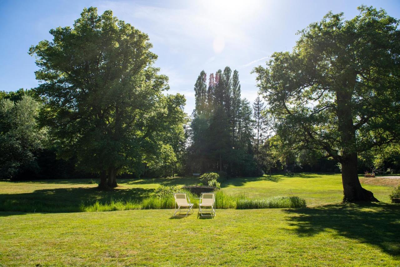 Clairefontaine-en-Yvelines Moulin De Vilgris Bed & Breakfast エクステリア 写真
